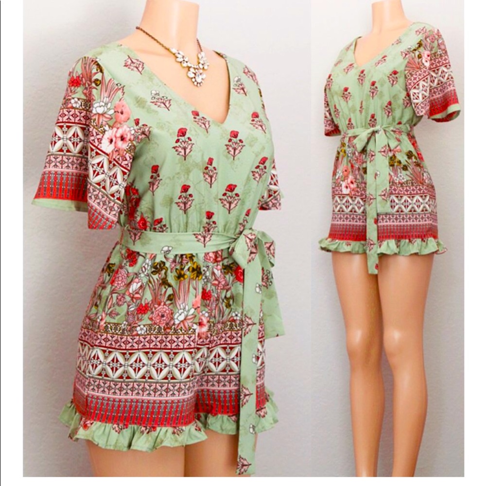 Angela Brand ( Boutique) dressy romper! M/L- Fun!!